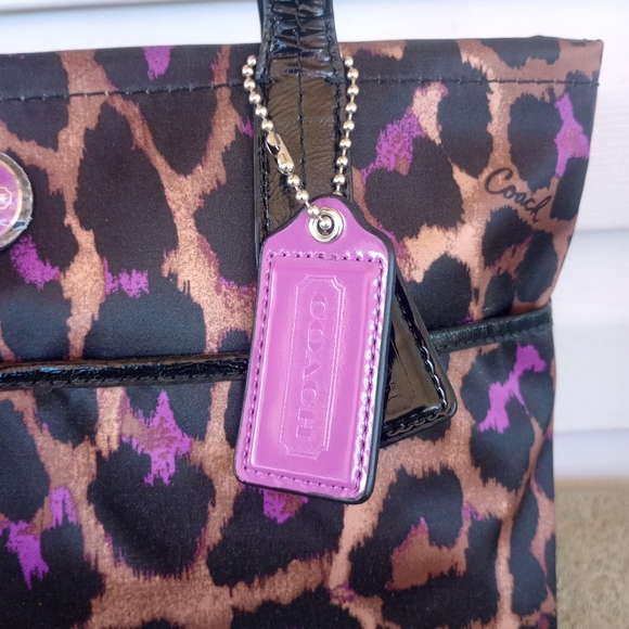 Coach F25282 Signature Sateen Ocelot Print Tote Bag Purse Black Purple - Picture 3 of 14
